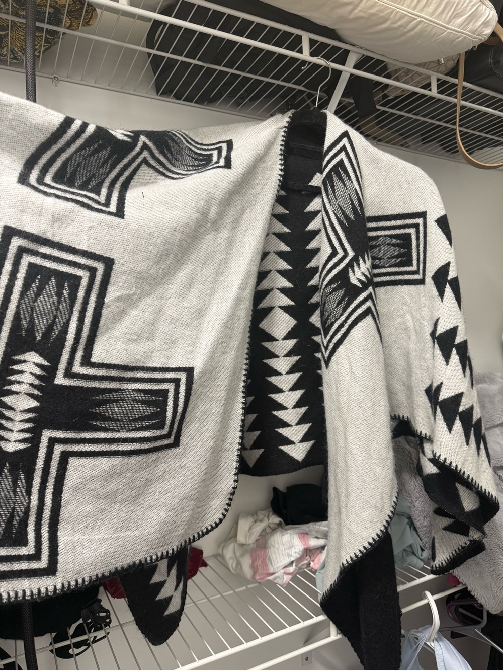 Black & White Aztec Knit Open-Front Women's Sweater